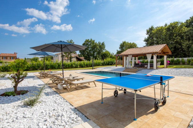 Exterior, Villa Jozefina spacious villa surrounded by greenery, Hreljići, Istria, Croatia Hreljići